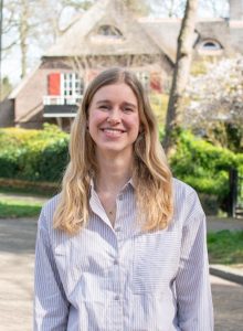 Portretfoto partzorg Esmee de Wit (1)